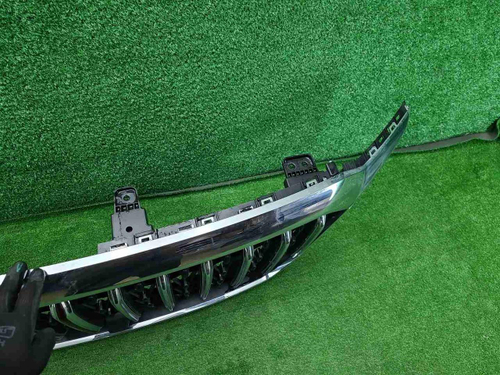 Решетка радиатора Hongqi HS5 (2019-н.в.)