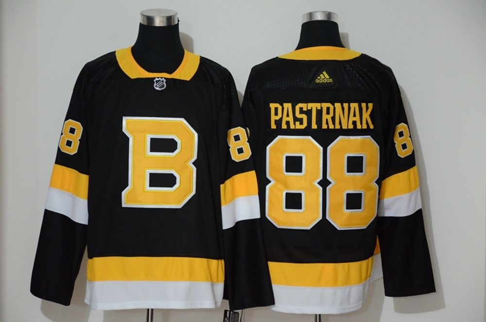 Джерси Давида Пастрняка - Boston Bruins