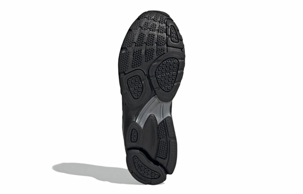 Кроссовки Adidas Spiritain 2000