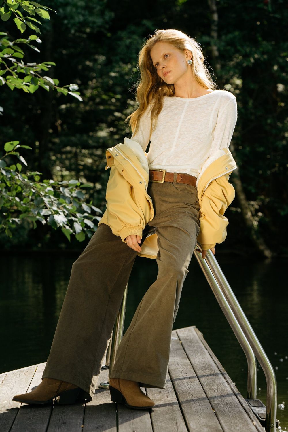 Брюки вельветовые "Хаки" женские