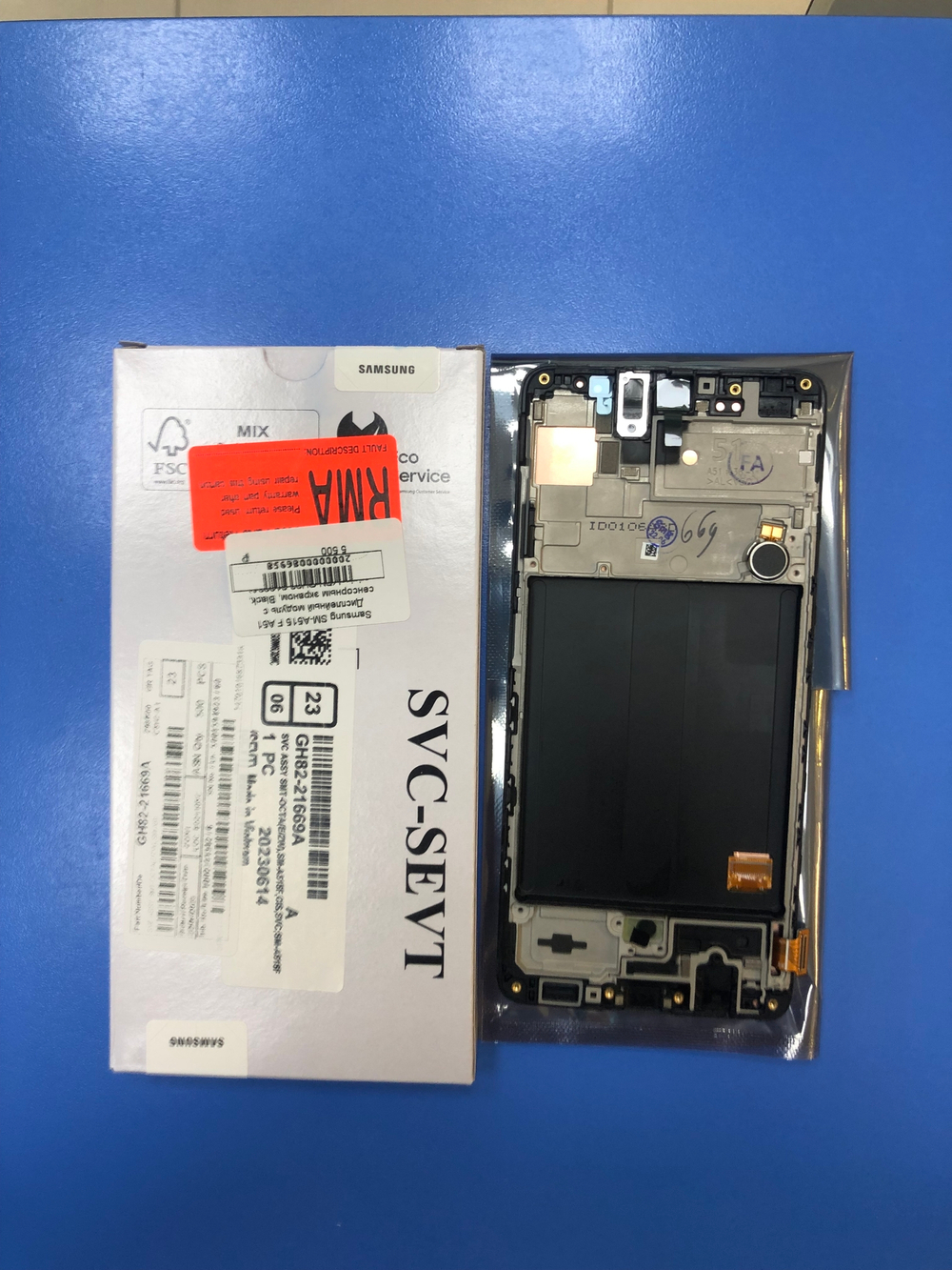 Дисплей в сборе с тачскрином и рамкой для Samsung A515 Galaxy A51 Оригинал