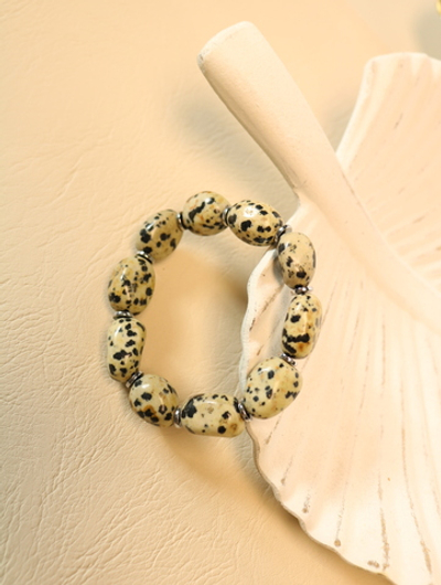 Браслет на резинке из далматиновой яшмы «Талисман равновесия»