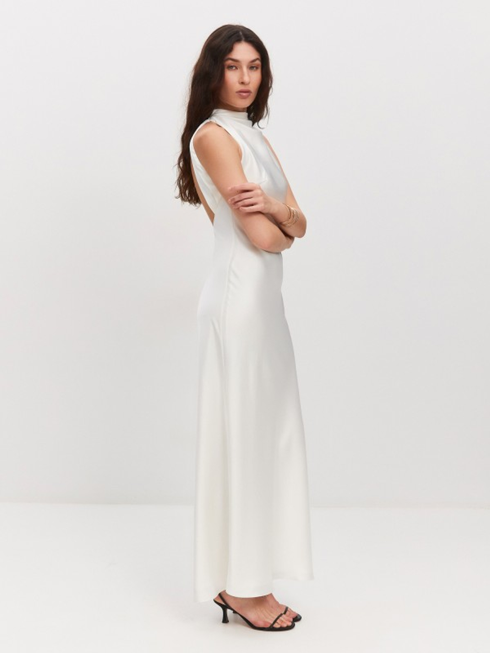 Платье с качелями макси