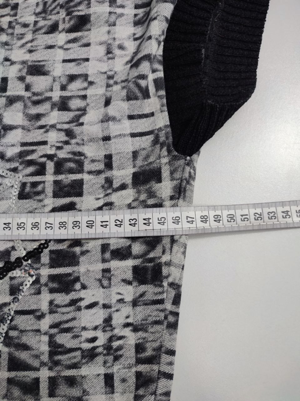 Джемпер оригинальный  48 размер