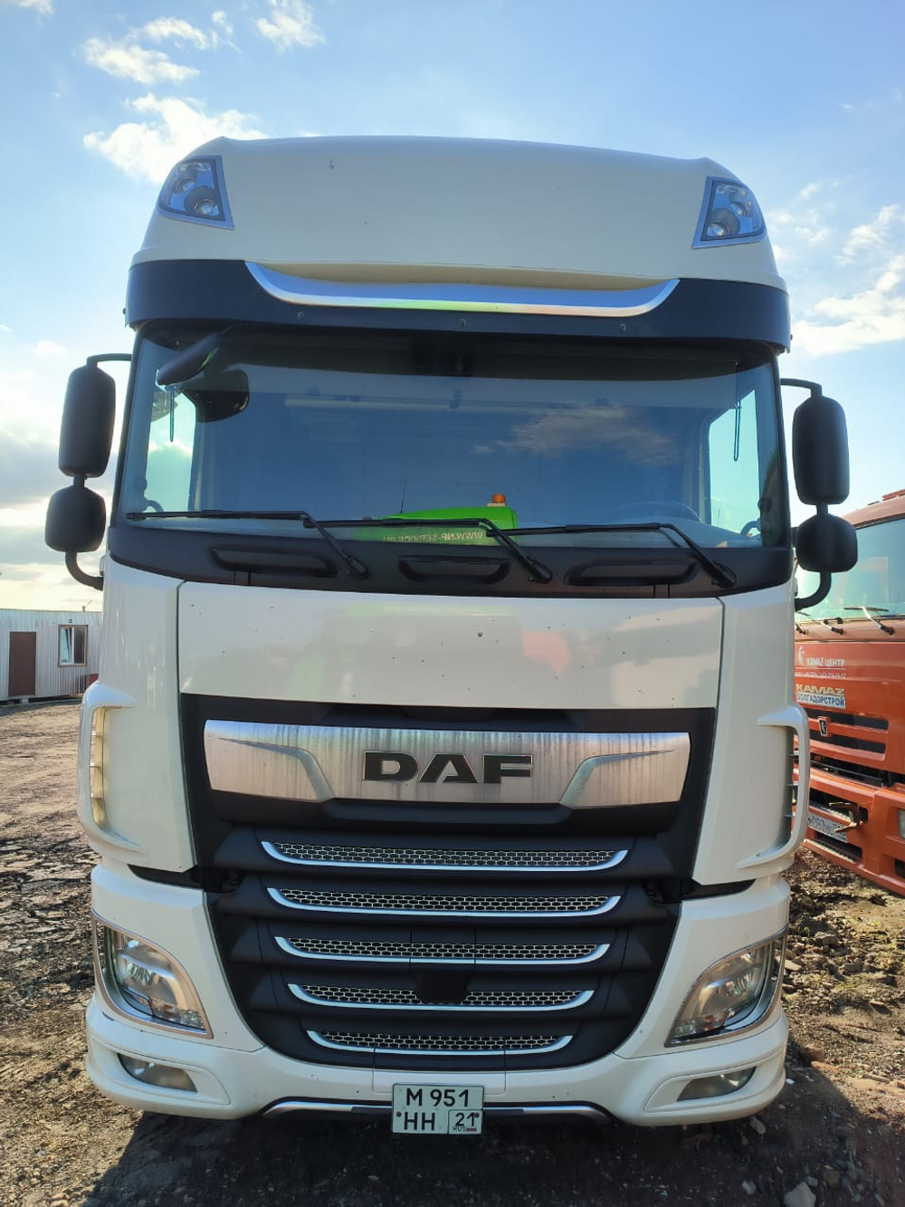 DAF XF 4x2 Седельный тягач XF 480 FT (Дизельный, 12,9 л, 483 л.с., АТ)