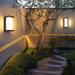 Светильник влагозащитный настенный уличный садовый фасадный IP66/Настенный светильник,12 Вт