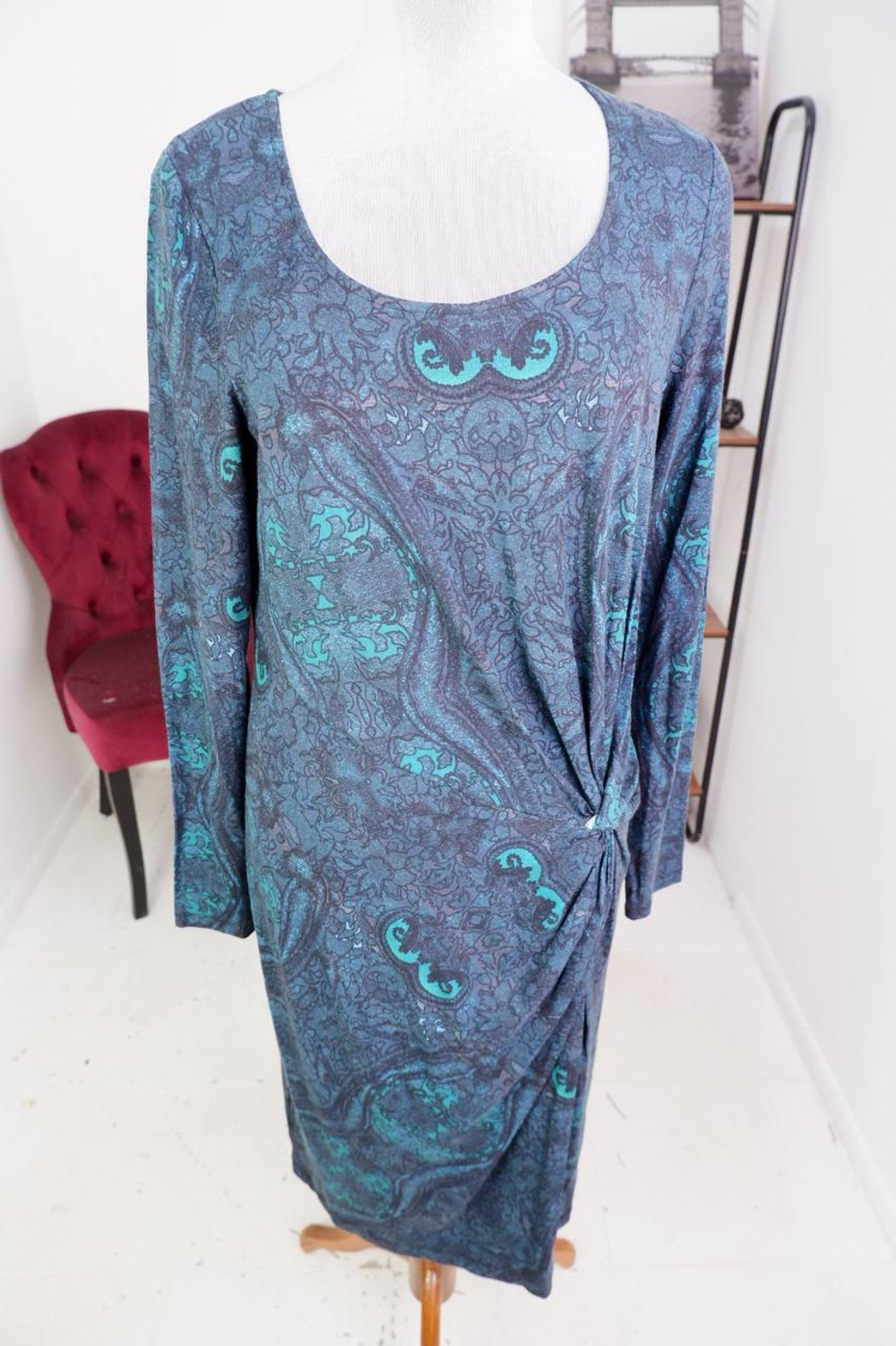 Платье для вечернего образа, маркировка 44, визуально на 52 размер