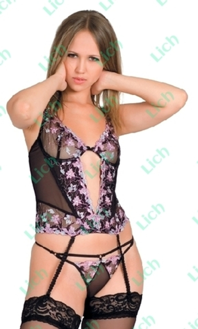 Сетевая грация с трусиками-стринг