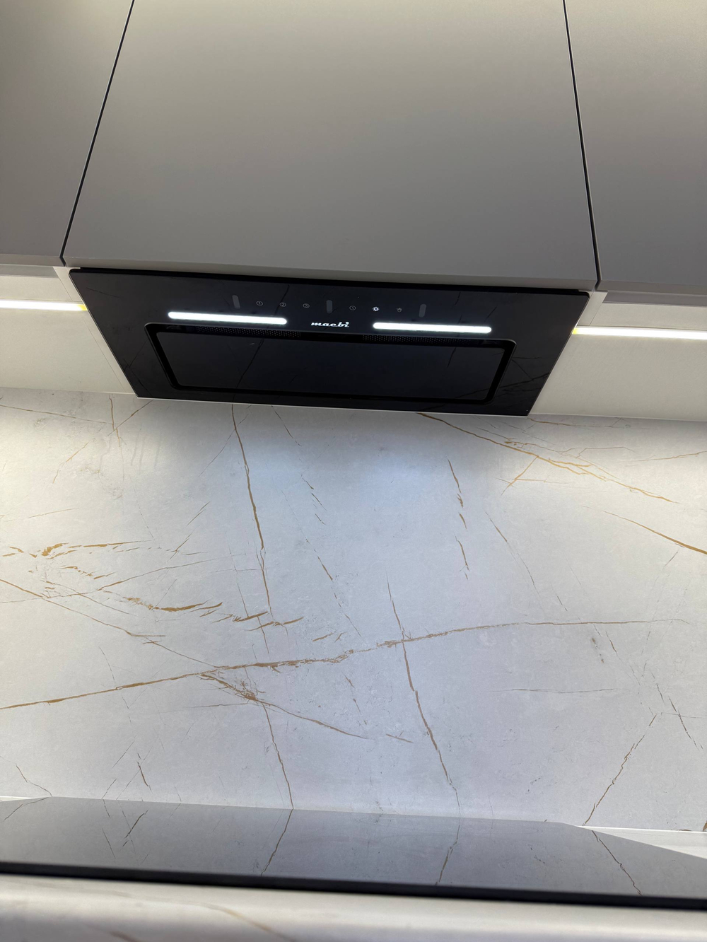 МОДУЛЬНАЯ КУХНЯ Аттика Gola Plastic АКРИЛИТ( АТТИКА ГОЛА )В НАЛИЧИИ ПО ВАШИМ РАЗМЕРАМ