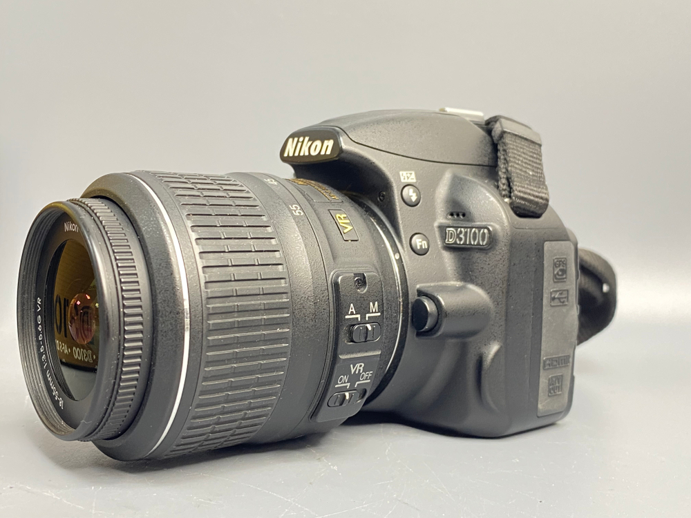 Nikon D3100 kit 18-55 mm 4300 кадров