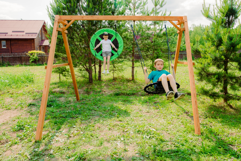 Деревянные качели с качелями гнездо 60 см и качелями гнездо Свиби