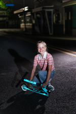 Самокат Micro Sprite Glow (светится в темноте) LED, белый