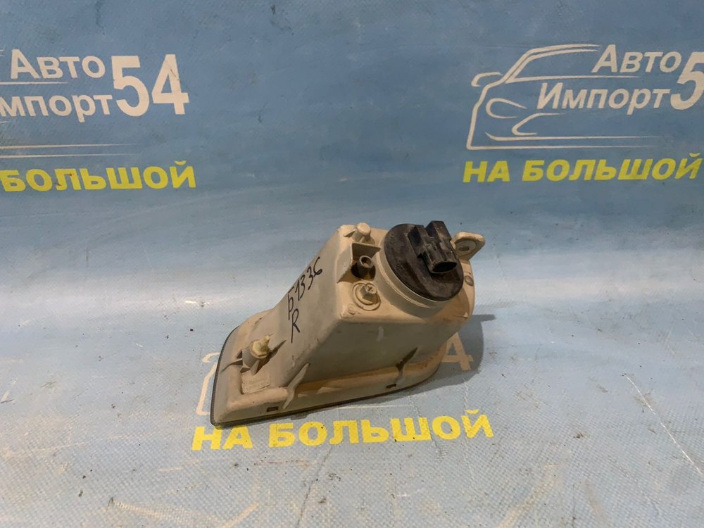 Туманка правая TOYOTA ALPHARD 2002-2005