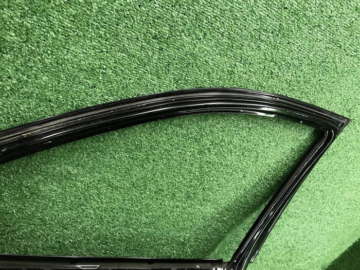 Дверь передняя правая Hyundai Santa Fe 2 (05-12)