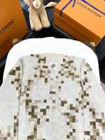 Louis Vuitton Sweatshirt