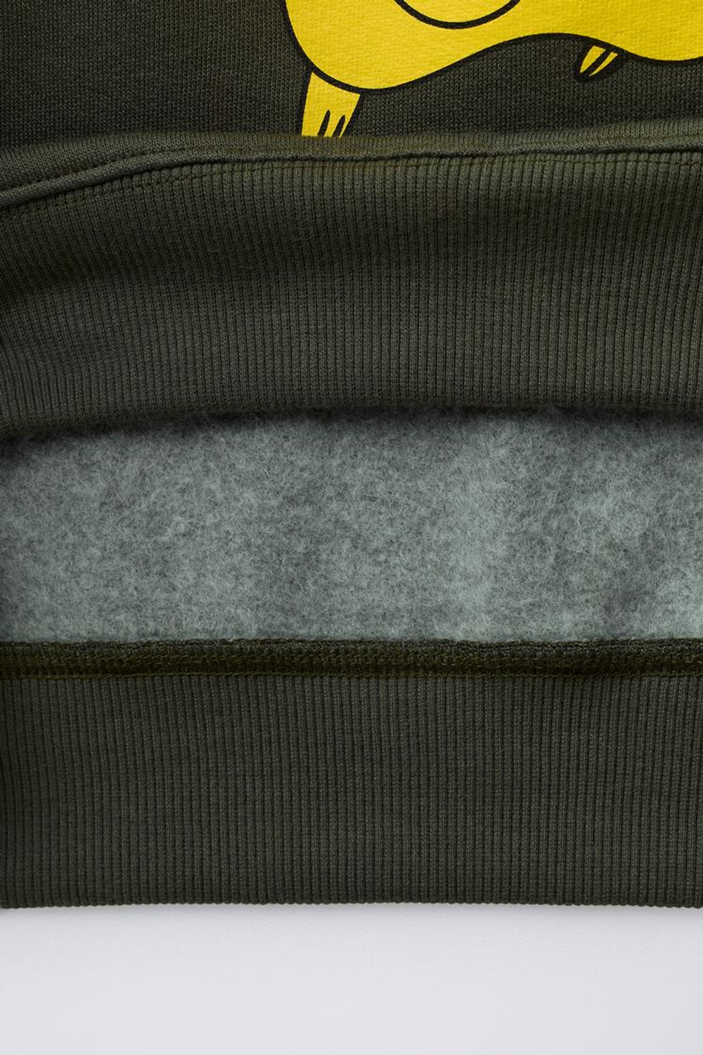 ZARA ХУДИ С ПРИНТОМ ПИКАЧУ POKÉMON ™, ТЕМНЫЙ БУТЫЛОЧНО-ЗЕЛЕНЫЙ