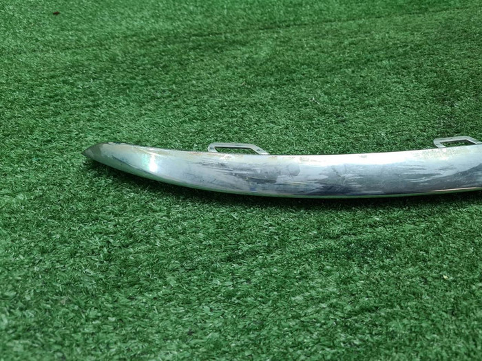 Молдинг бампера RH Mercedes C w205 (14-18) AMG