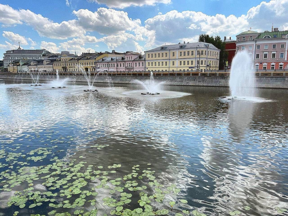 «Вокруг Золотого острова» - индивидуальная экскурсия на речном трамвайчике по центру Москвы.