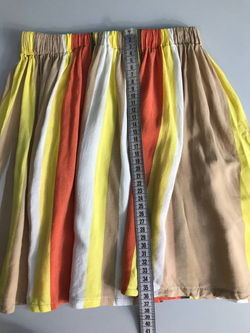 Юбка яркая симпатичная на 8-10 лет