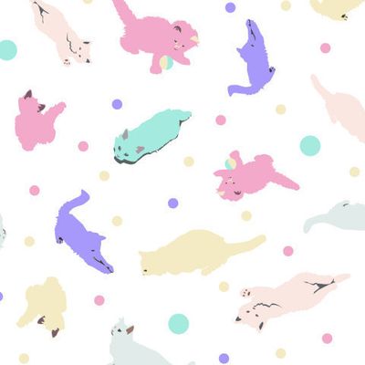 веселые пушистые котята играющие с мячиком. Разноцветные силуэты котов и круги