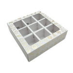 Упаковка для конфет на 9 яч, с окном Золотой Новый год 13,8*13,8*3 см