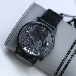 Подарочный комплект Police: мужские часы и кулон