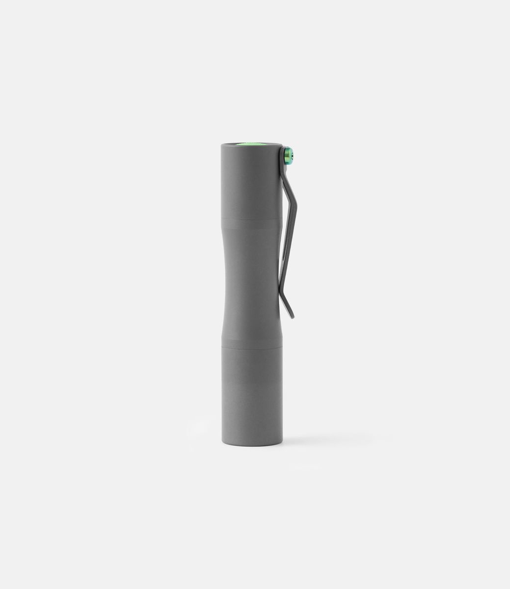 Tactile Turn Apollo Flashlight X-Tone — фонарик из титана