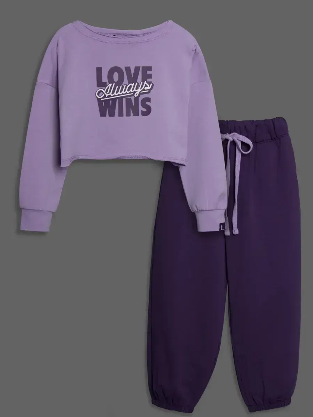 Костюм для девочки демисезонный