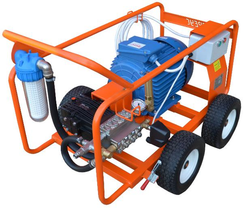 Установка высокого давления для опрессовки Преус Е-ГС 11-50 на колесах