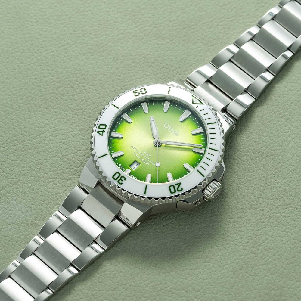 Oris Aquis Date Taste Of Summer 01 733 7787 4137-07 8 22 04PEB