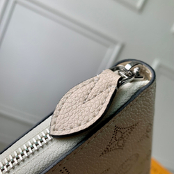 Louis Vuitton Zippy Wallet