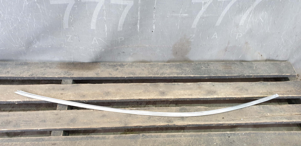 Молдинг двери передней левой Mercedes S (W222) 13-20 Б/У Оригинал A2226980180