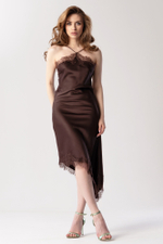 Платье с кружевом