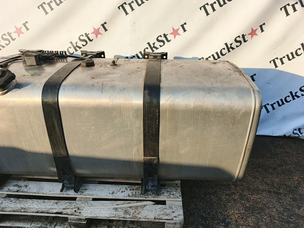 Бак топливный 850 L 2023г.