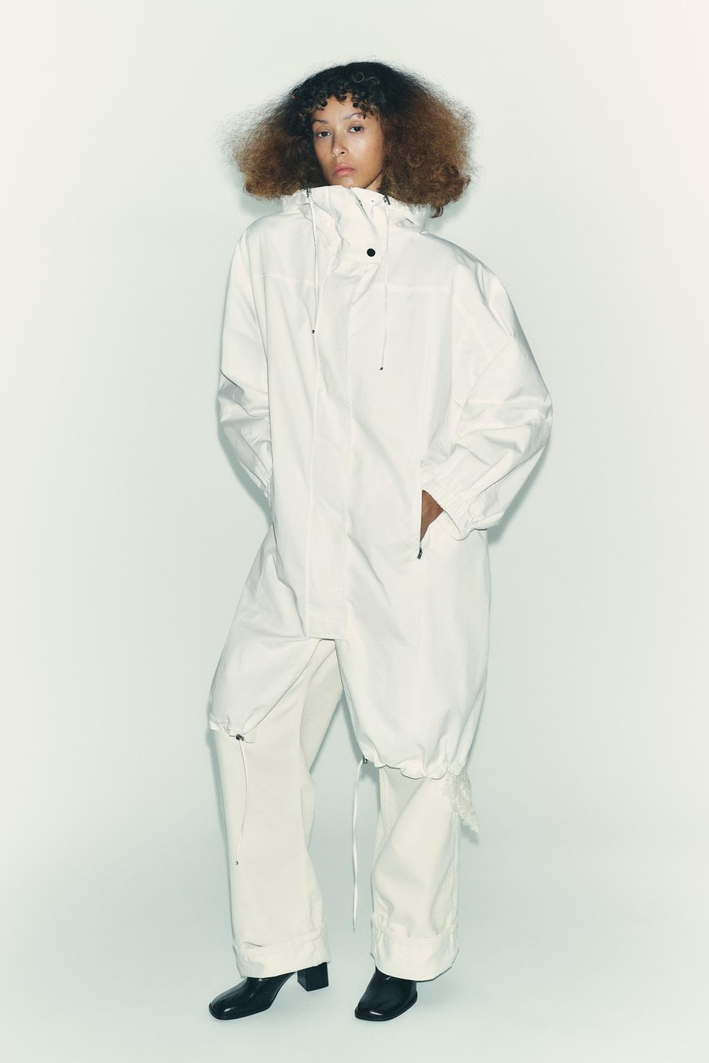 ZARA ПАРКА ОВЕРСАЙЗ МНОГОПОЗИЦИОННАЯ С КАПЮШОНОМ — ZW COLLECTION, БЕЛЫЙ