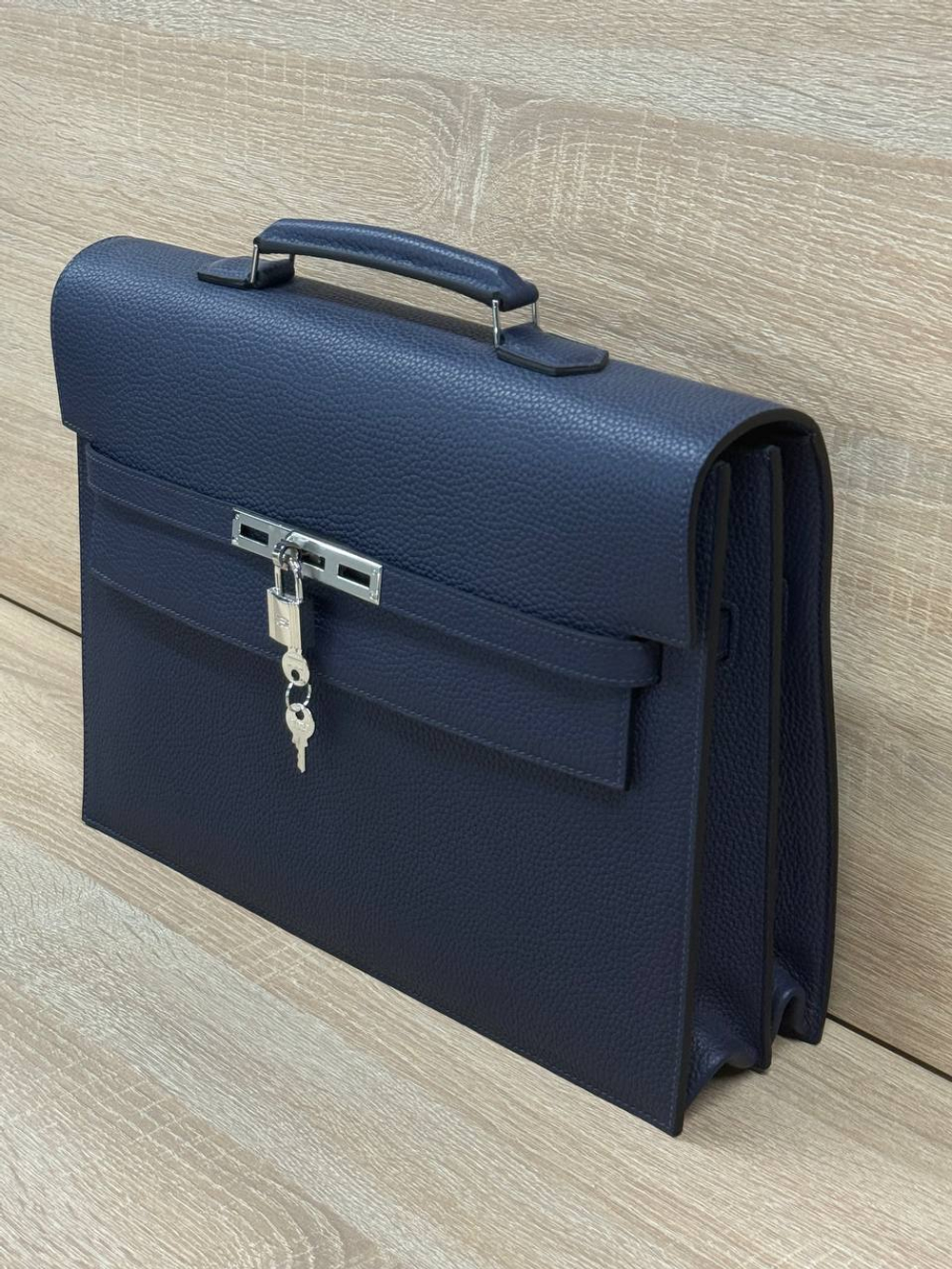 Портфель Hermes
