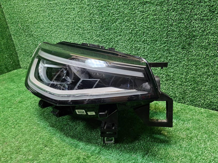 Фара правая VW ID.4 (2020-н.в.) LED