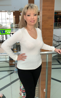 Белый тонкий австийский джемпер