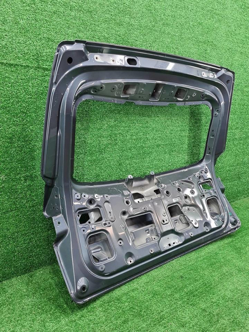 Крышка багажника Geely Monjaro (2021-н.в.)