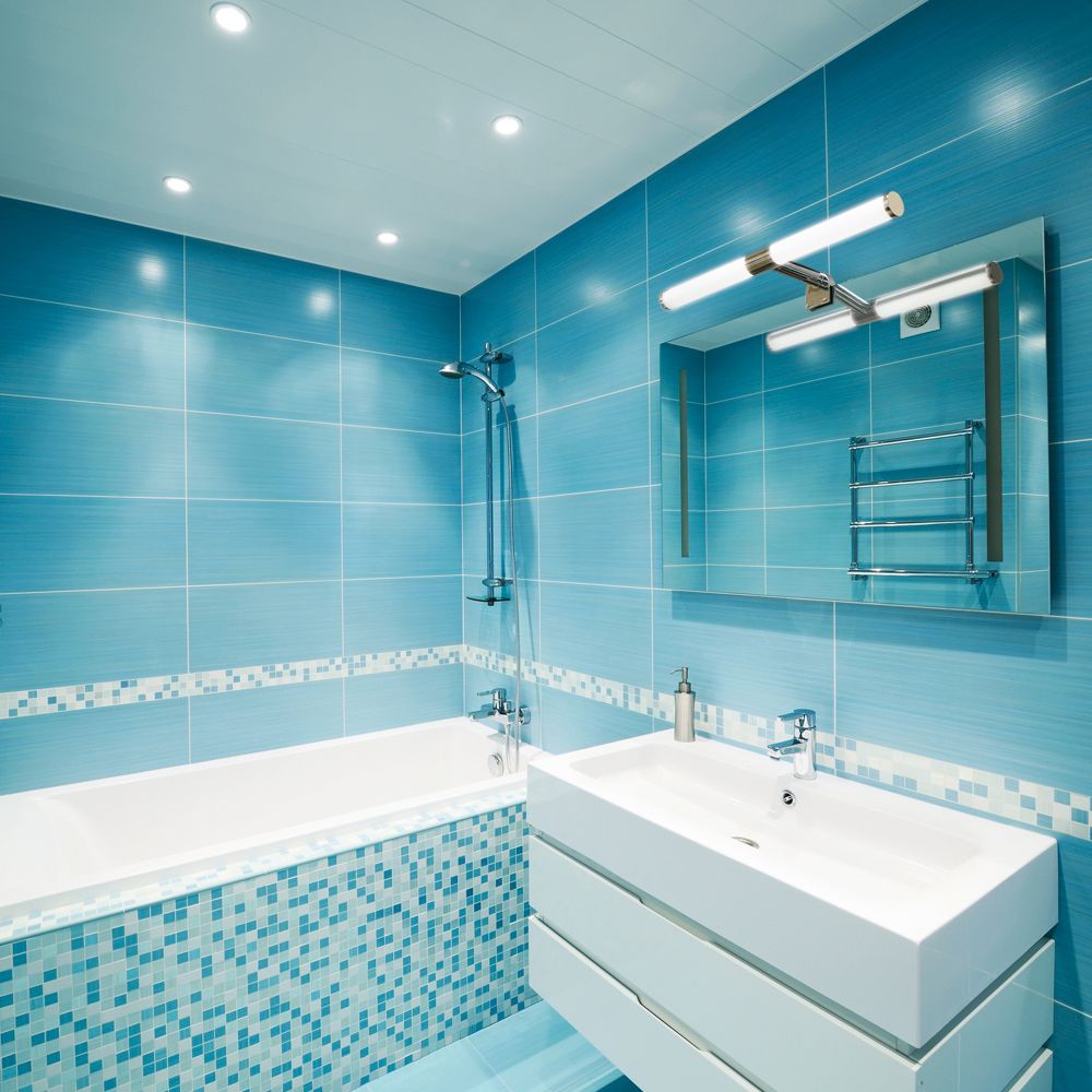 ULT-F37-8W-4500K IP44 CHROME Светодиодный светильник для подсветки мебели и зеркал ванной комнаты. Хром. ТМ Uniel