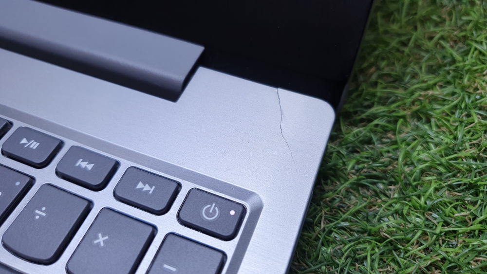 Ноутбук Lenovo i3-8/4Gb/FHD