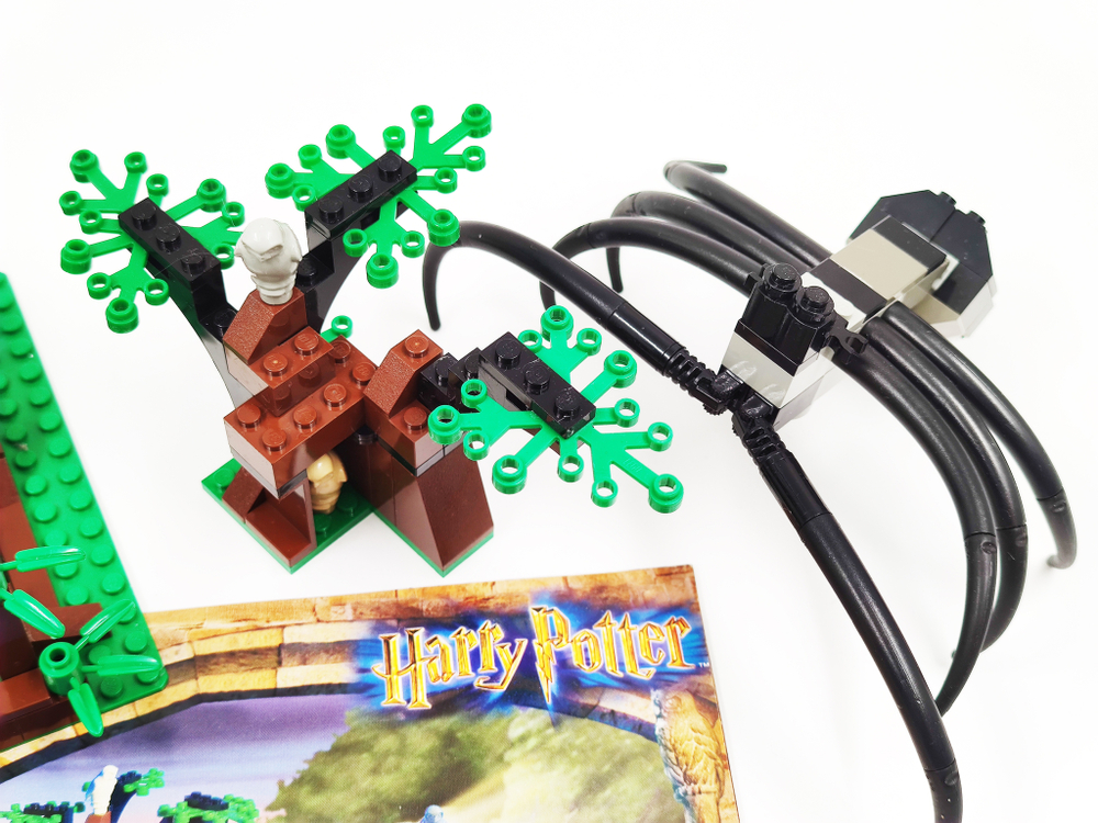 Конструктор LEGO 4727 Арагог в темном лесу (б/у)
