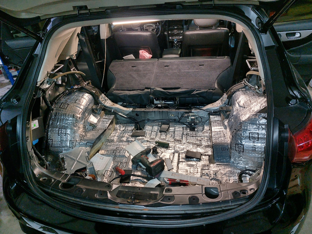 Шумоизоляция салона Infiniti