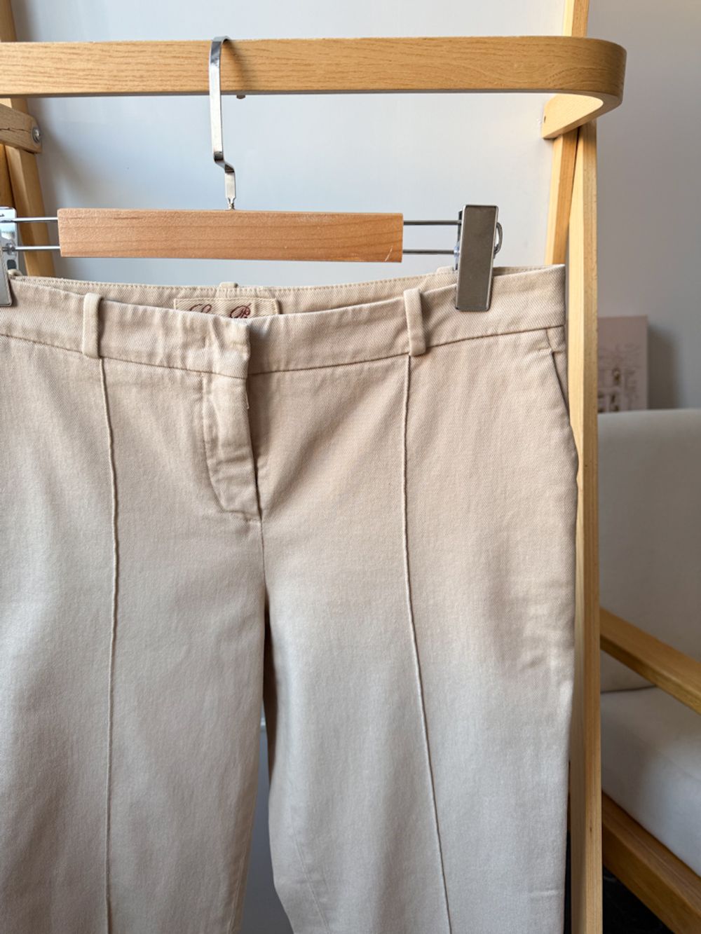 Новые льняные брюки Loro Piana, 92