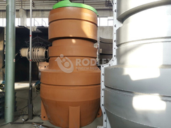 Комплектные КНС RODLEX PUMPS™ с трубной обвязкой из ПЭ DN50 без насосов. Родлекс D=1400, H=3000(1800x1800x3000см;260кг;) - арт.559859