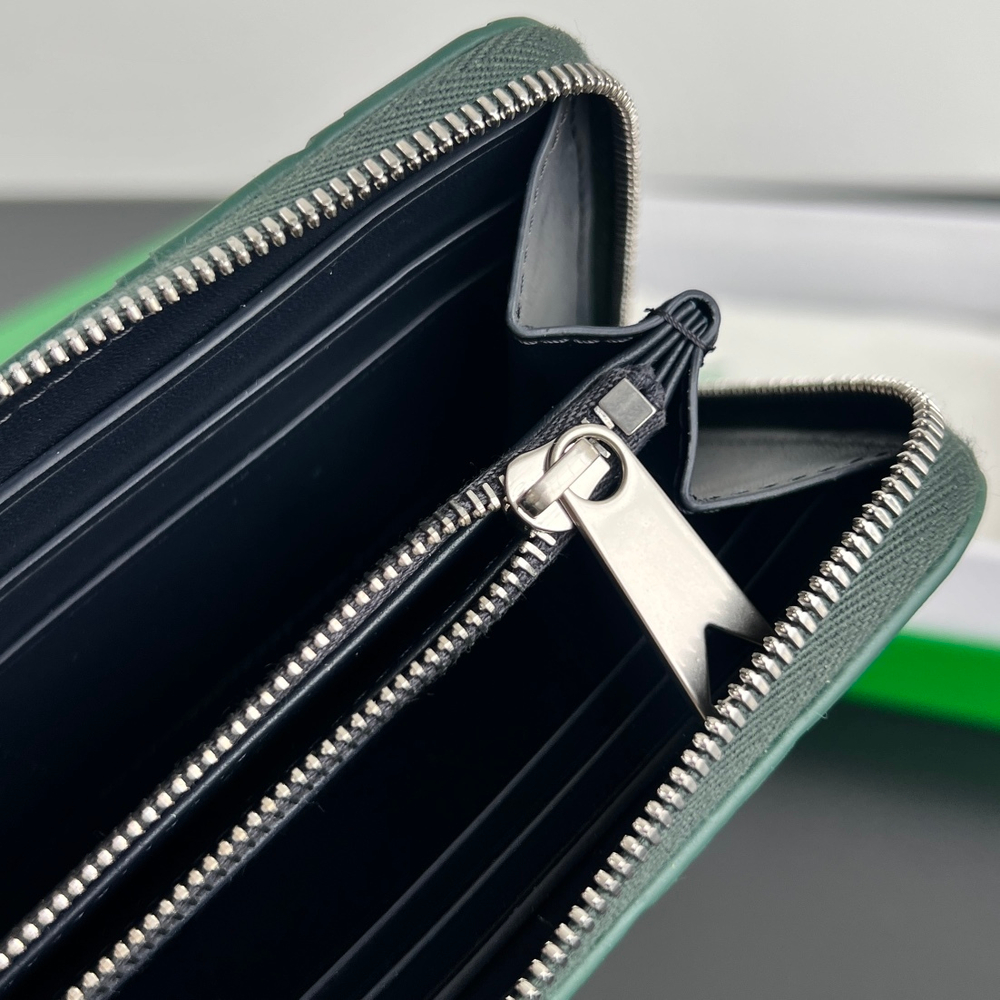 Bottega Veneta Zip Around Wallet