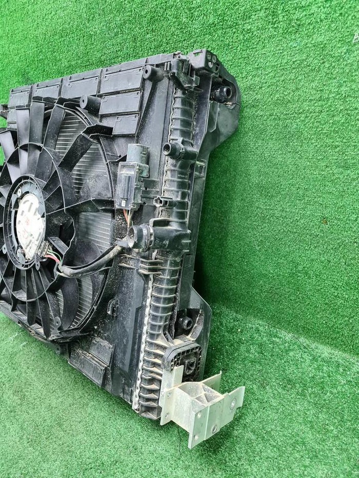 Кассета радиаторов BMW 5er G30 (2017-2023)