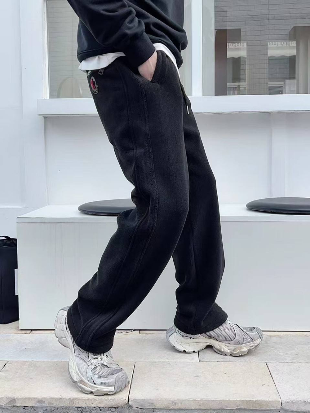 Спортивные штаны Moncler