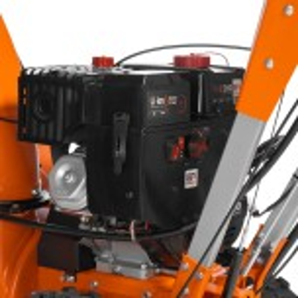 Снегоуборщик гусеничный бензиновый DAEWOO DAST 1590 EFI с инжекторным двигателем