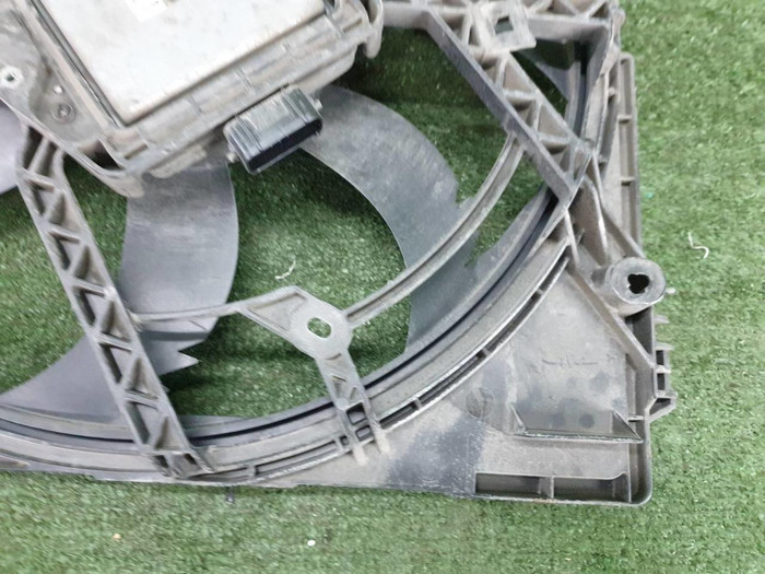 Диффузор с вентилятором Toyota Camry xv70 (17-нв)